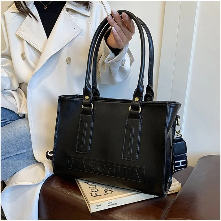 

2025 New Minimalist Spacious Tote Bag for Women, Multi-Pocket Waterproof Crossbody Purse, Commuter Bag with Adjustable Strap