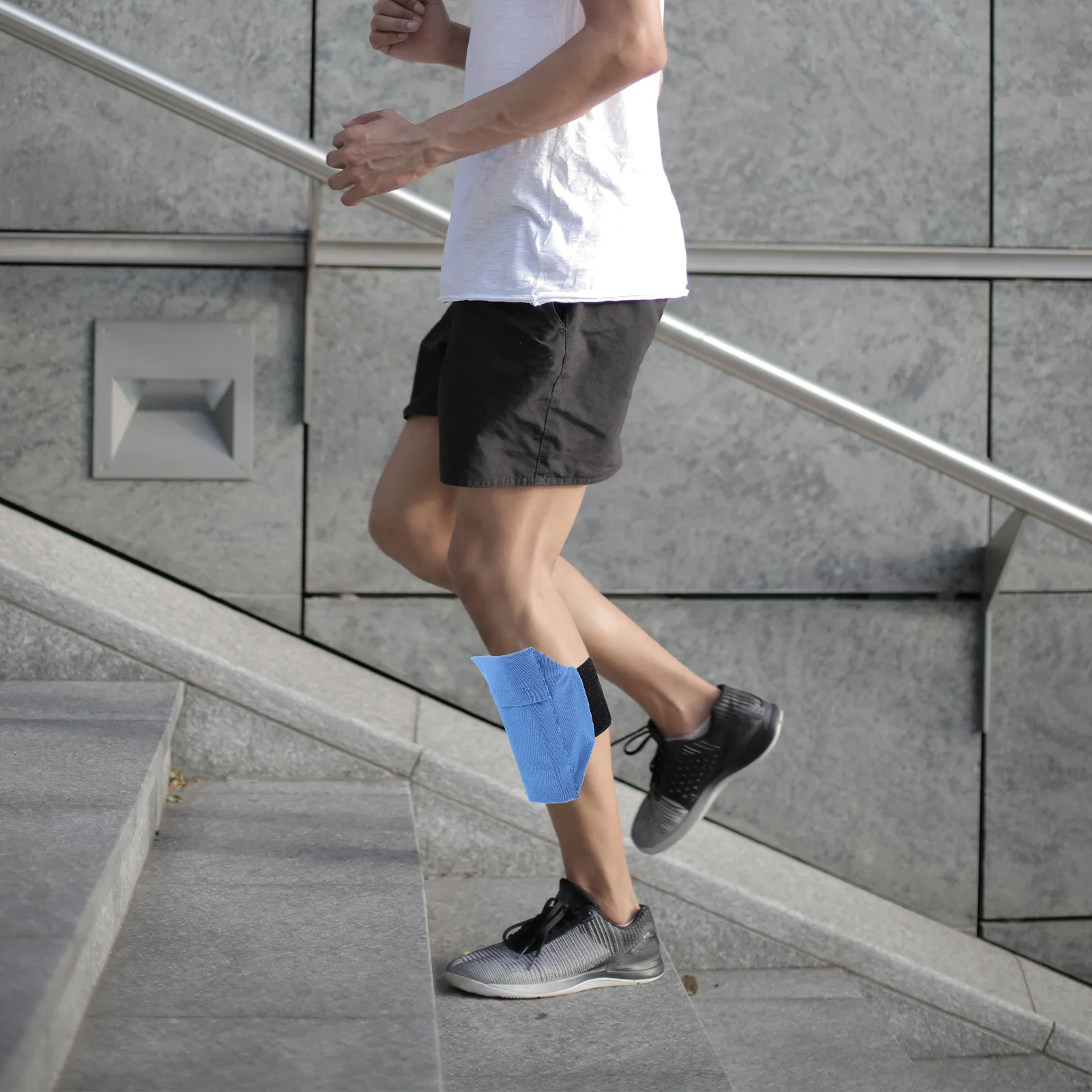 

Running Phone Leg Band High-Density Elastic Strap Secure Fit Cellphone Holder for Outdoor Sports Riding Travel Essential Gear