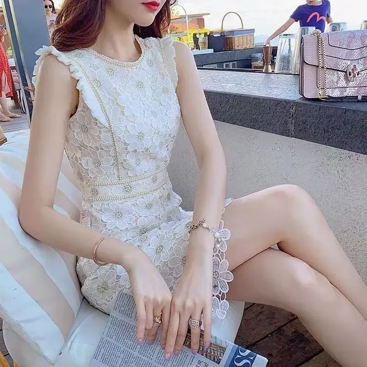 

Sleeveless Lace Dress Women's 2024 Summer New Crew-neck Temperament Slim-fit Wrap Hip Evening Dresses Women Clothing