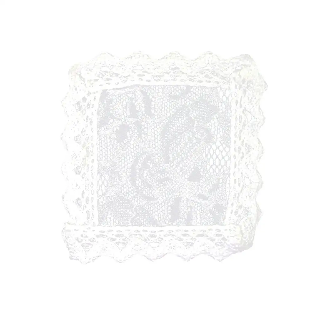 Elegante witte tafelkleed voor 1/12 schaal poppenhuis bureaudecor