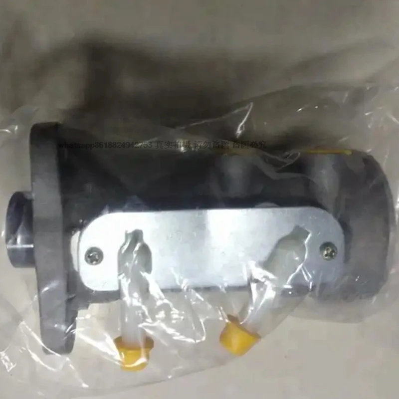 

8980326030 8-98032603-0 89803260135 8-98032603-5 High quality brake master cylinder for Isuzu 4HK1 700P