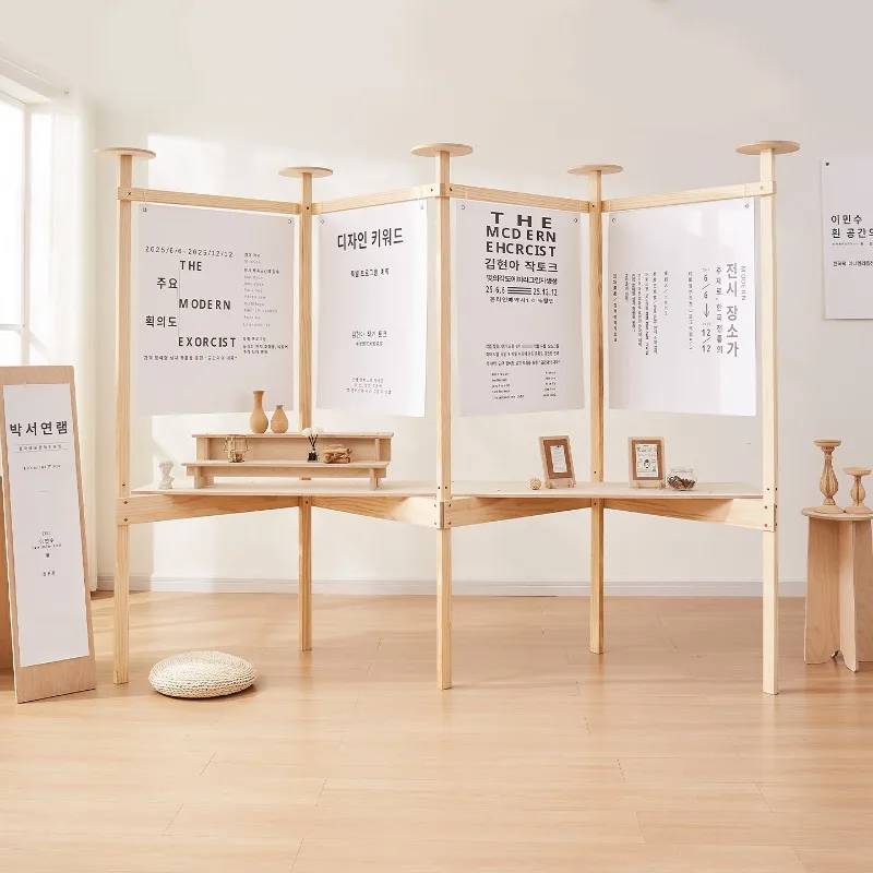 Multi-faceted booth Product sample Display cabinet Gift window Exhibition flash