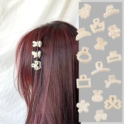 White Mini Pearl Hair Claw Women Girls Plastic Geometric Flower Crab Claw Clip Small Hairpins Hair Crab Girls Hair Briads Tools