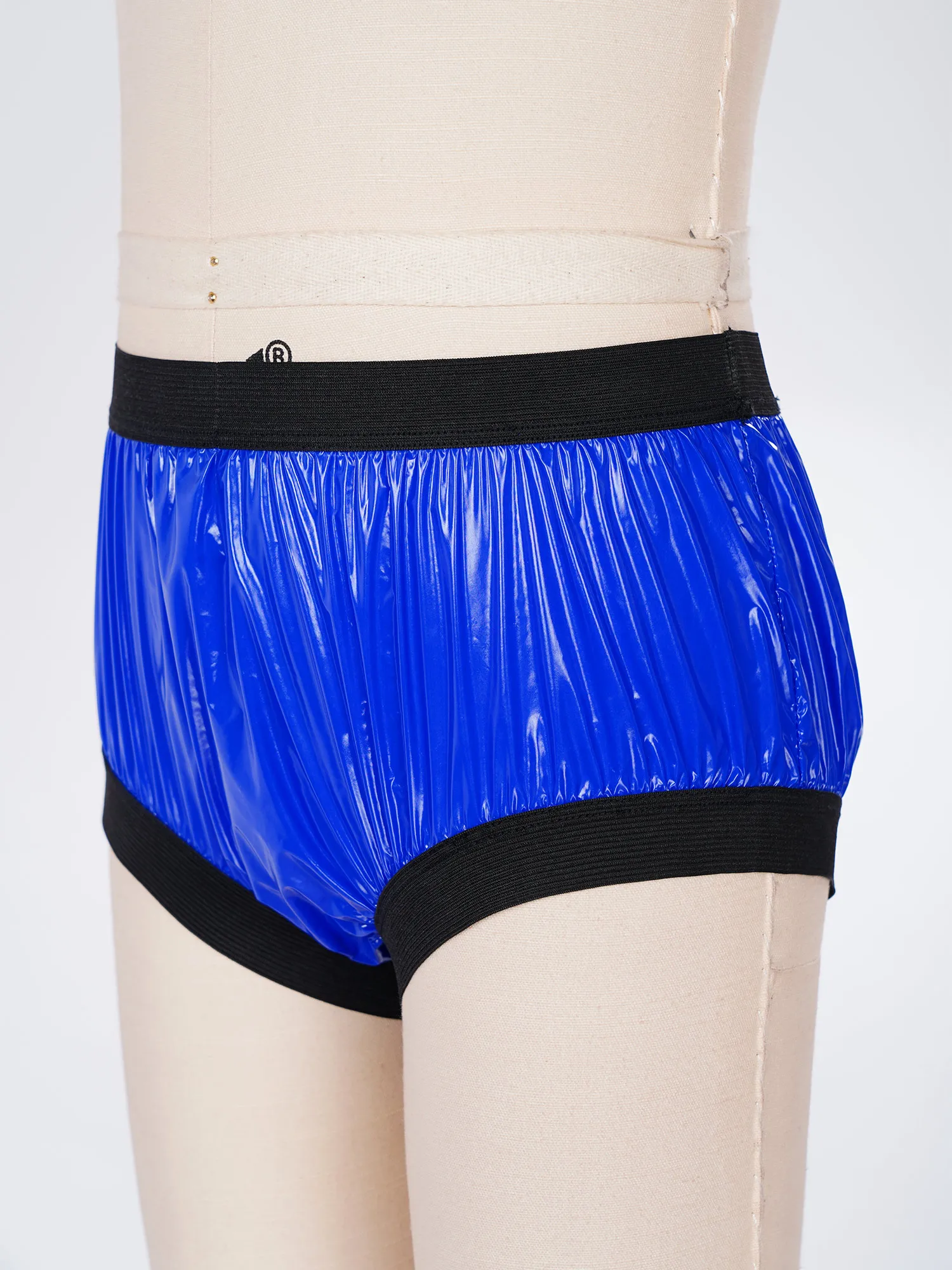 Boys Water-resistant Adaptive Shorts Non-slip Elastic Bands Washable Reusable Diaper Cover Underwear for Special Needs Patients