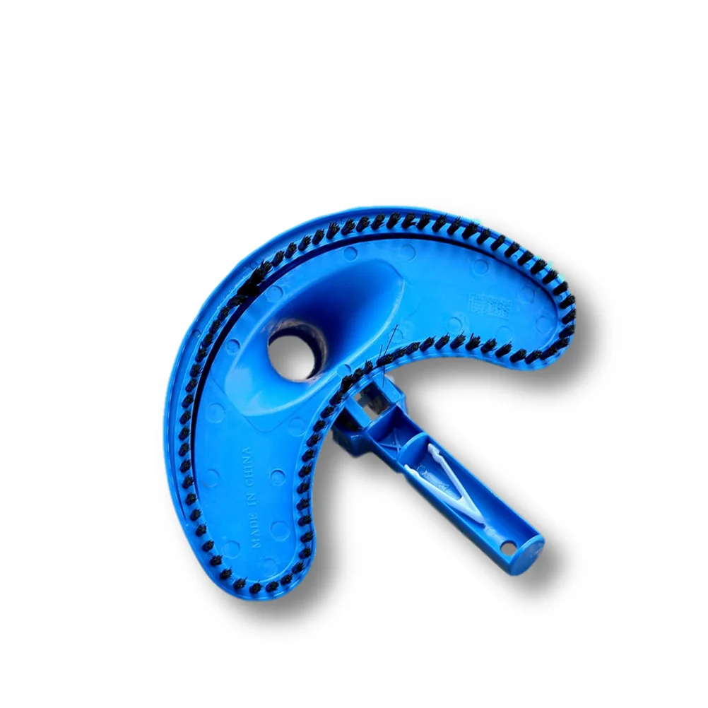 

Practical Pool Cleaning Head Buckle Useful Cleaning Brush Creative for Home Hotel Swimming Pool (Blue)