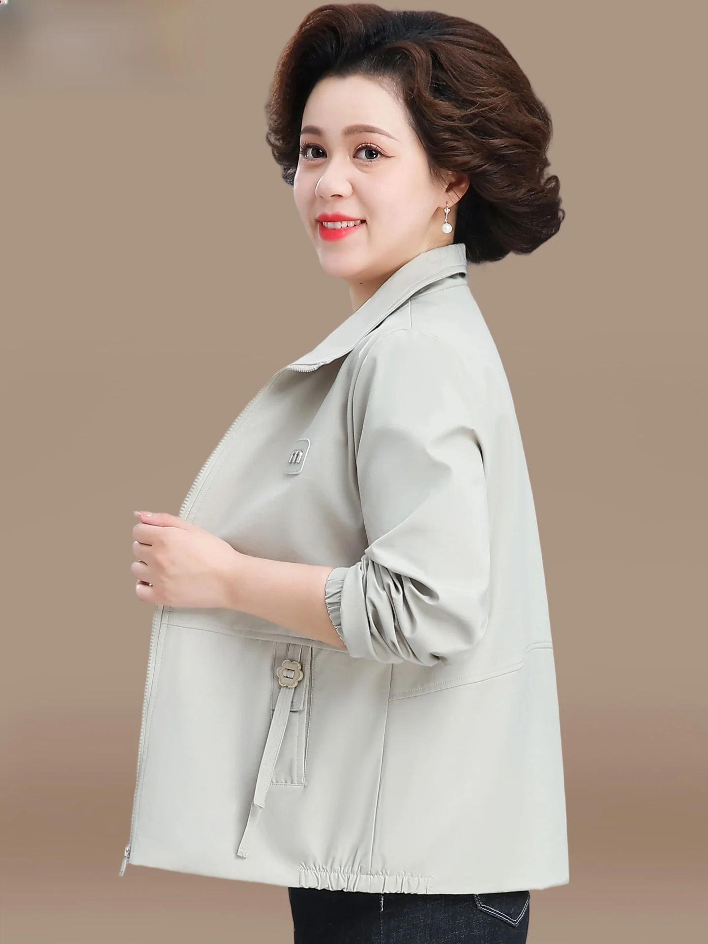 

Casual ort Jaet Autumn Clothes for Middle-Aged Women Faionable Loose Fit Zipper Hooded Windbreaker Spring Autumn Outerwear