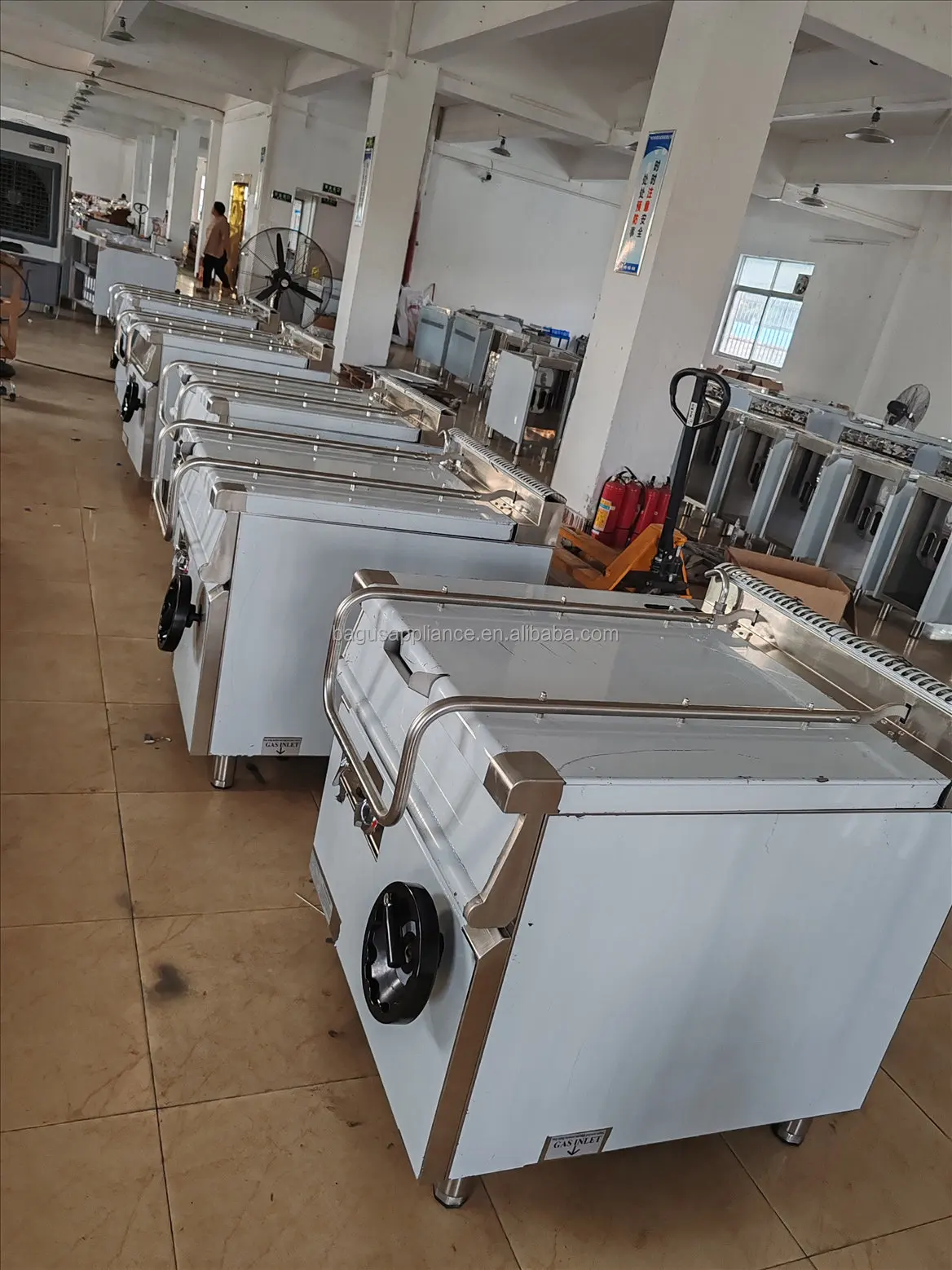 Good Price Commercial Electric Tilting Braising Pan Large Flat Frying Pan Industrial Big Cooking Equipment