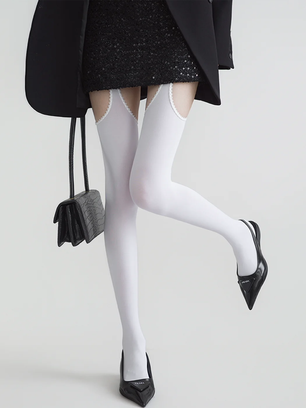 Women White Sexy Stockings with Belt Suspender Wide-banded Tights Lolita Thigh High Stockings with Garters Over The Knee Socks