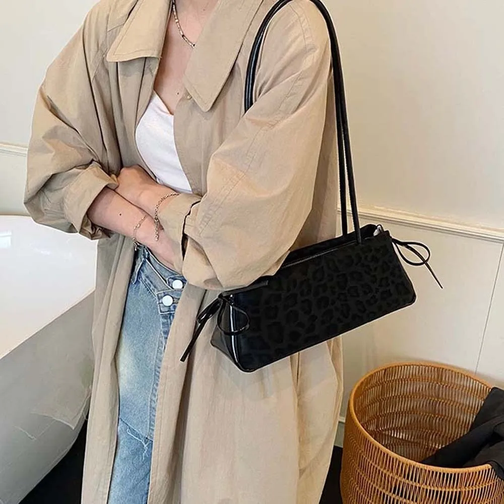 

Sweet French Stick Handbag Large Capacity Korean Style Leopard Print Underarm Bags Texture Waterproof PU Shoulder Bag Work