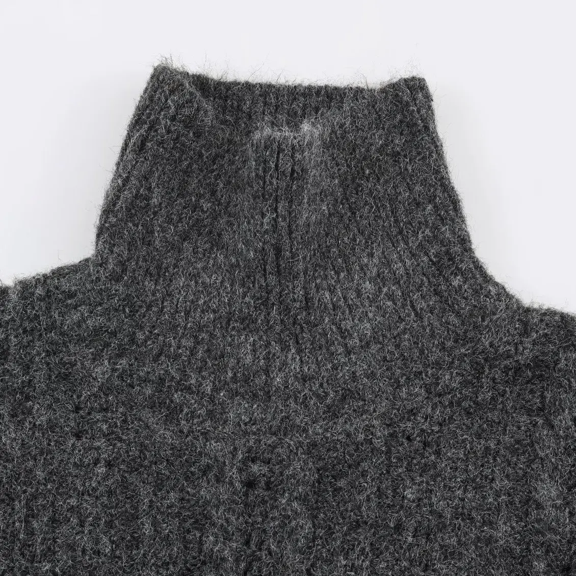 KASLEAD Women's Thickened High Collar Loose Knitted Sweater Comfortable Polyester Fiber Pull over Warm Winter Pullover