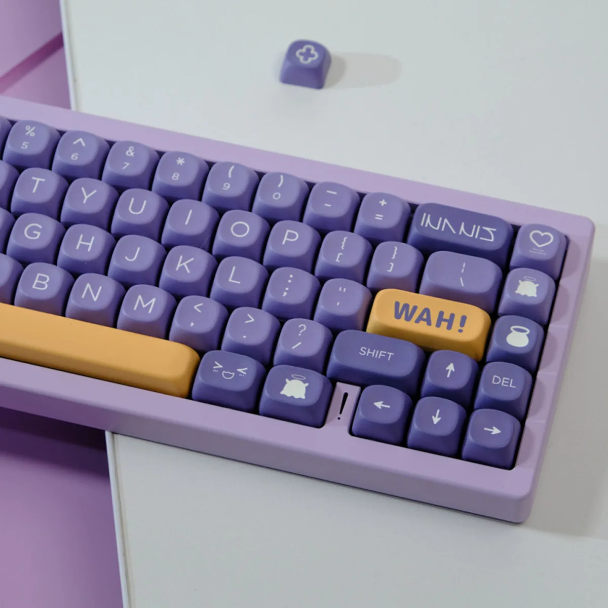 Imagem -02 - Teclas Antigo Deus Sacrifício Keycaps Moa Perfil Pbt Corante Sublimação Keycaps Conjunto para mx Switch para Teclado Gk75 Gk96 129
