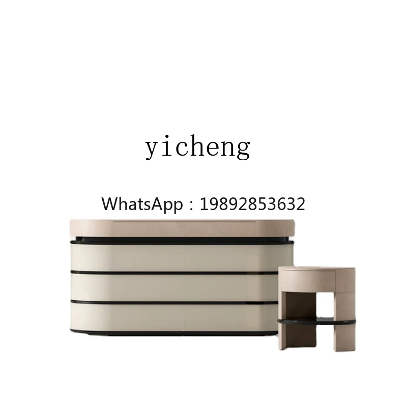 Zc Minimalist Chest…