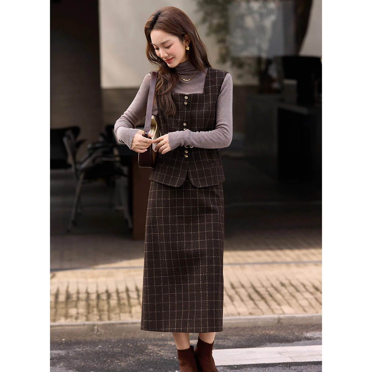 VIMLY Two-piece Women's Skirt Set Elegant Square Neck Sashes Plaid Vest Long Midi Skirt Winter 2026 Luxury Tweed Skirt Set A3357