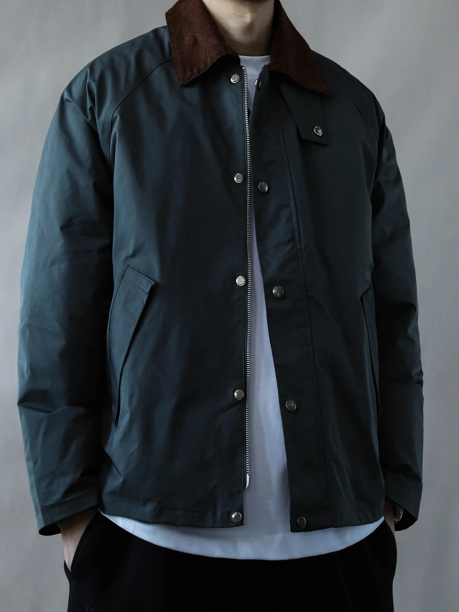 

Съемная мужская пуховая куртка в американском ретро-стиле с цветными вставками, свободного кроя, в стиле милитари, осенне-зимняя верхняя одежда, новинка 2025 года