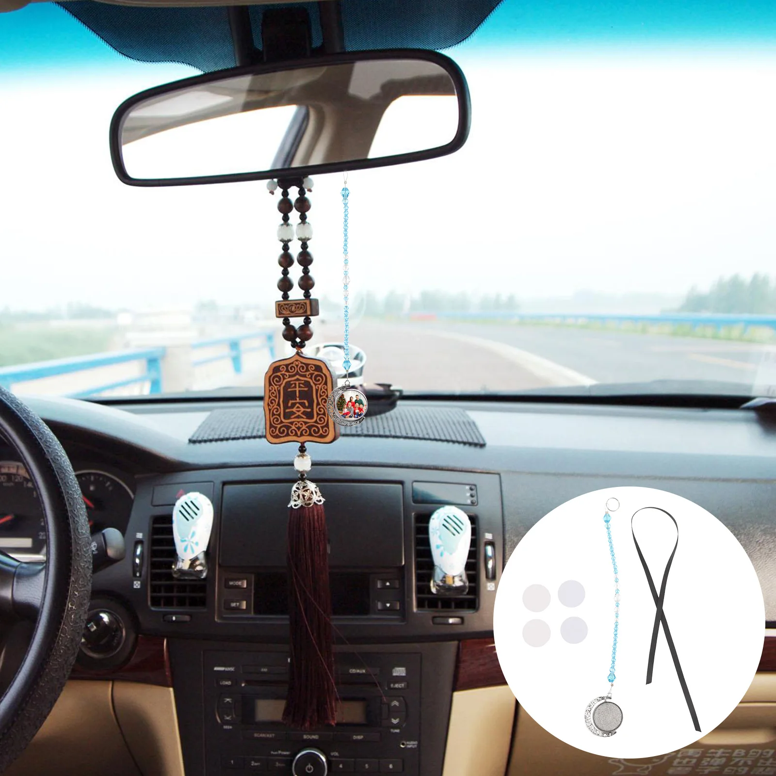 

Moon Shaped Car Rearview Mirror Charm Alloy Material Unique Design Home Window Ornaments Stylish Accessory