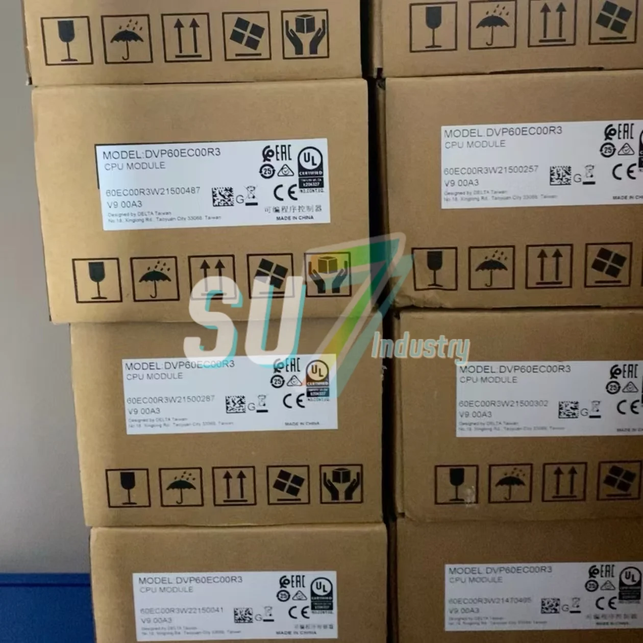 

DVP30EC00R3 DVP30EC00T3 PLC Module New In Box