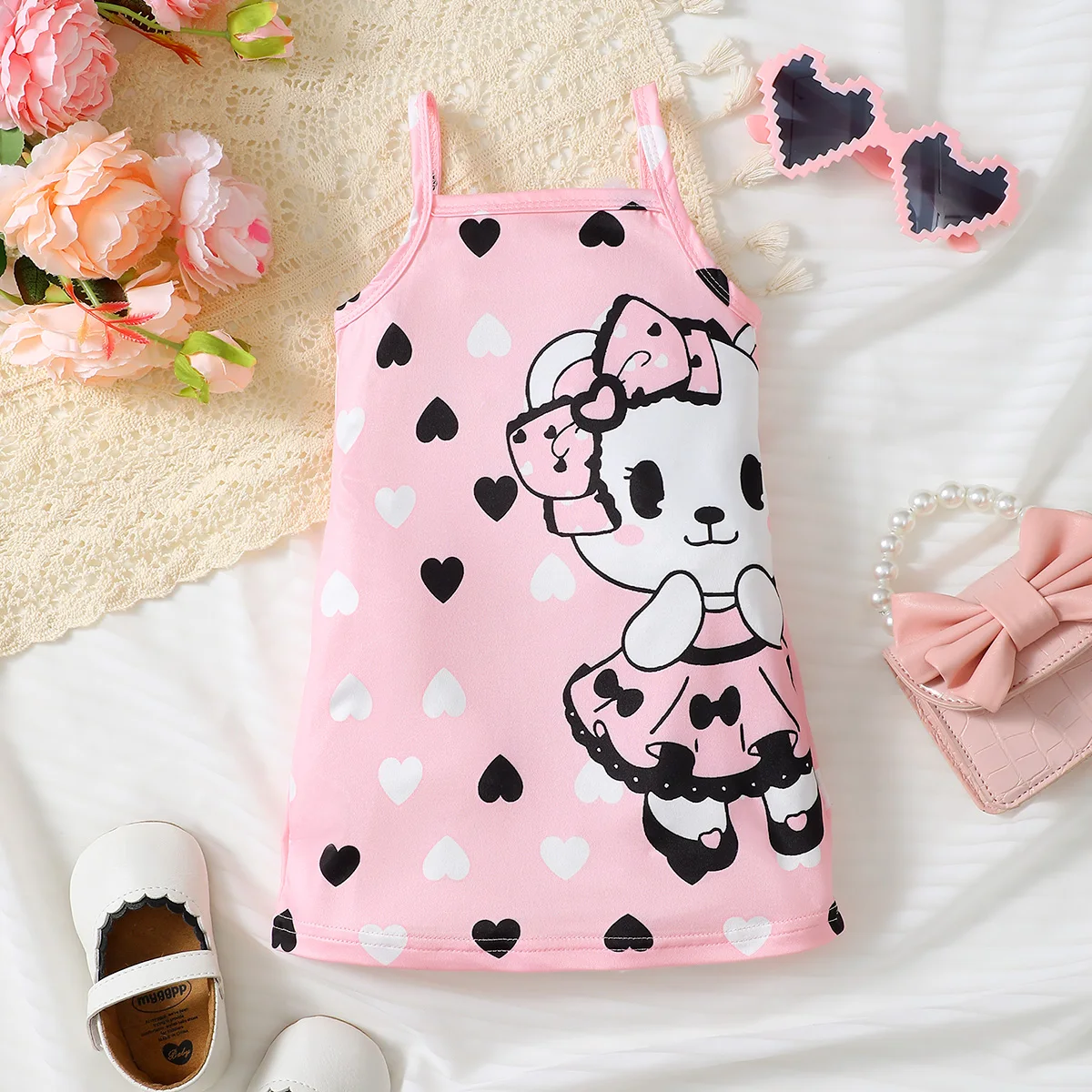 Sleeveless casual simple dress with heart and bear prints for newborn baby girls