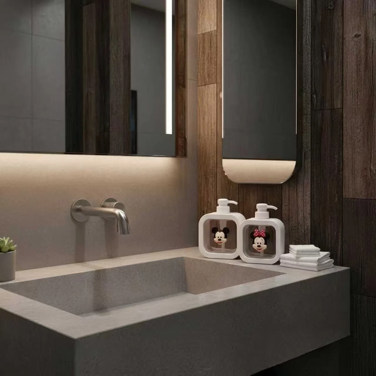 ديزني - ميكي ميني موزع الحمام زجاجة إعادة الملء مضخة صابون اليد زجاجة موزع KT القط هلام الاستحمام البلاستيك موزع