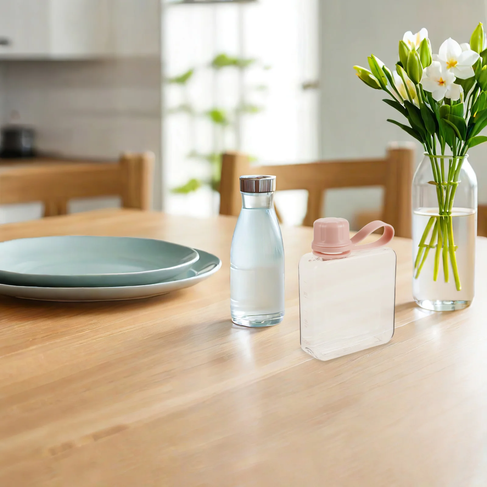 

Slim Leakproof Flat Water Bottle 320Ml Portable Plastic Square Flask Travel Bottle for Outdoor Sports Fitness School Work