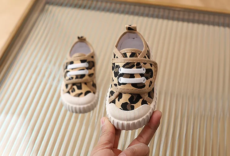 Kinder Schuhe Jungen Mädchen Leinwand Schuhe Mode Weiche Kleinkind Kleinkind Mädchen Jungen Turnschuhe Atmungsaktive Candy Farbe Kinder Leinwand Schuhe – Detail 15
