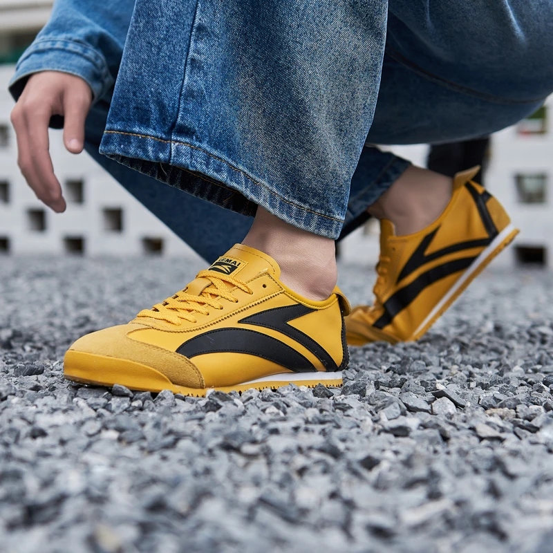 

New autumn models Casual Dating Shoes for Couples, Classic German Training Shoes, 2025 Summer New Thin-Soled Style