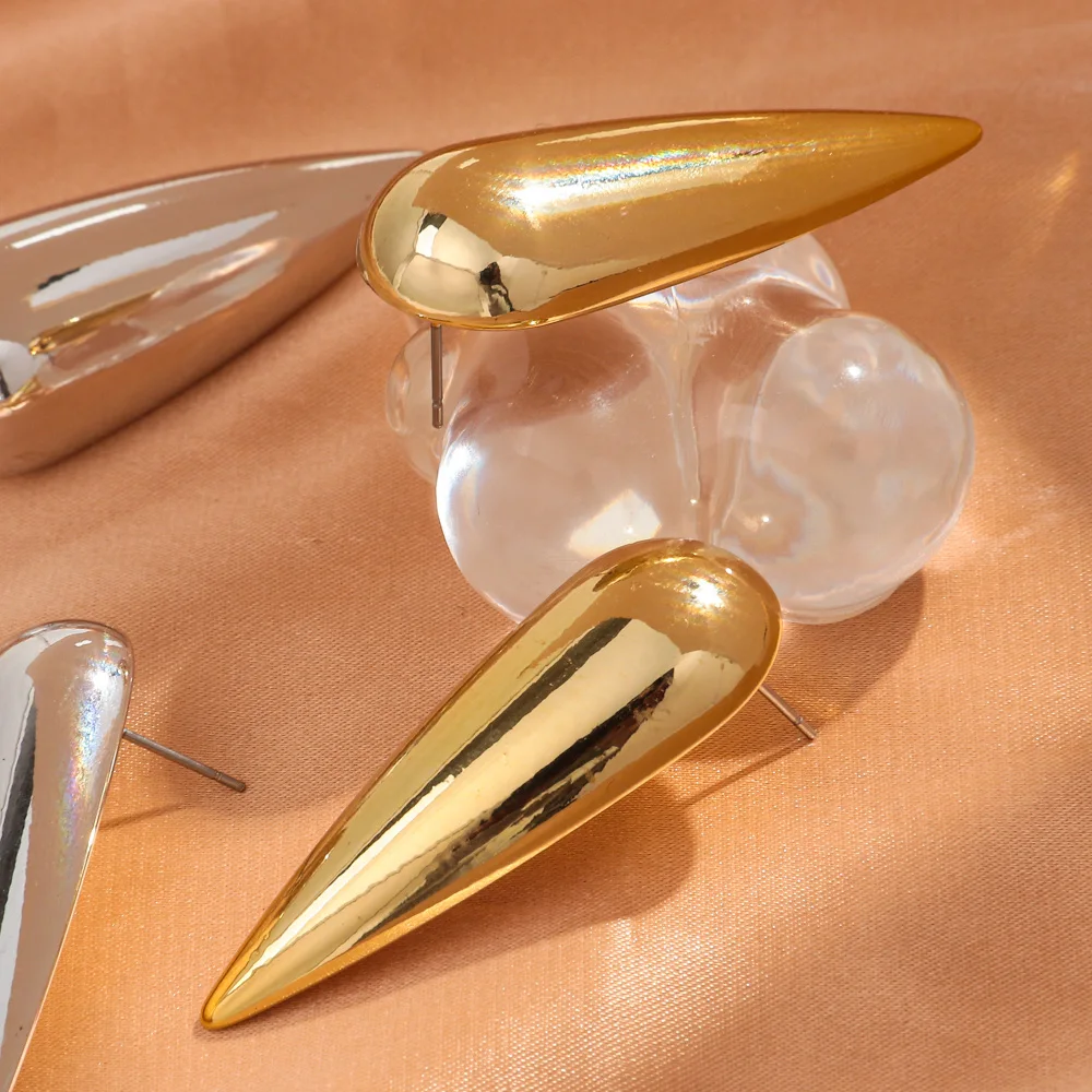 Fashion Acrylic Gold and Silver Color Cone Stud Earrings for Women Geometric Simple Design Earring 2024 Jewelry