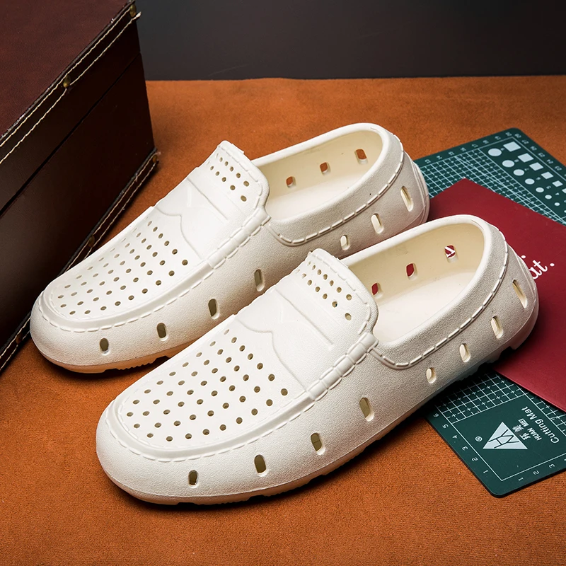 Men's Comfortable Loafers shoes leather shoes Non Slip Driving Shoes Casual Shoes Eva Slippers Non-slip Shoes Big Size 46 image 3