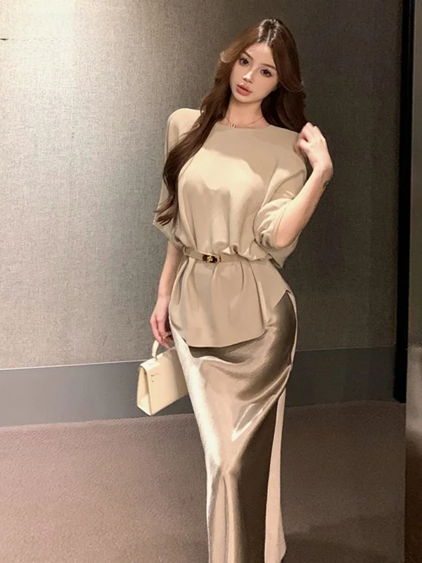 

Fashionable Knitted Midi Skirt And Sleeveless Top Women's Set Summer 2025 New Arrival Elegant Quality mid Sleeve Knitwear