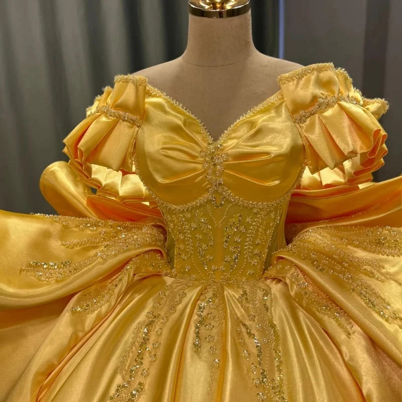 

Satin Yellow Quinceanera Dresses Off the Shoulder Crystal Decal Layering Long tail Big Bow Vestidoe 15 Quinceanera Customize