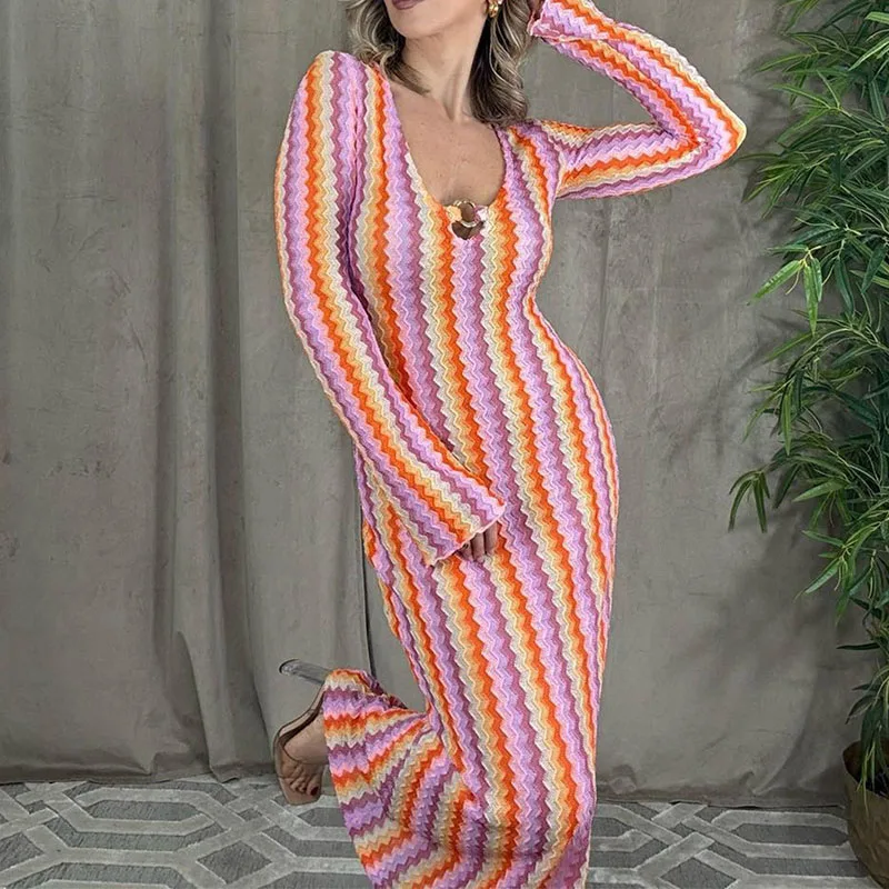 Nuevo vestido estampado de rayas dulces de otoño elegante vestido envolvente de cintura alta a la cadera vestido informal de corte bajo con cuello en V vestido de punto de manga larga