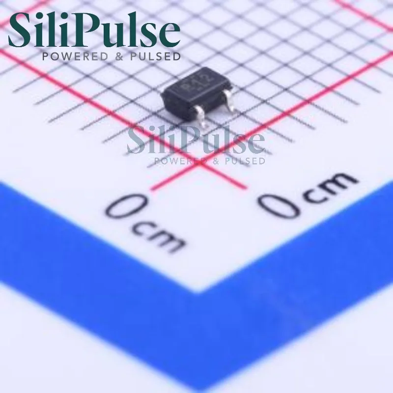 (10-50pcs) REF3312AIDCKR SOT-323(SC-70) 100% Original In Stock 30mA 1.7V~5.5V 1.25V
