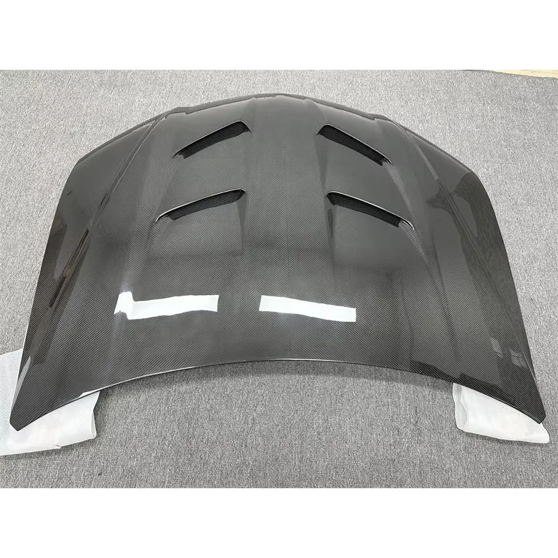 Car Parts Lambo URUS  Carbon Engine Bonnet Front Hood for Lamborghini URUS to M Engine Hood Cover！