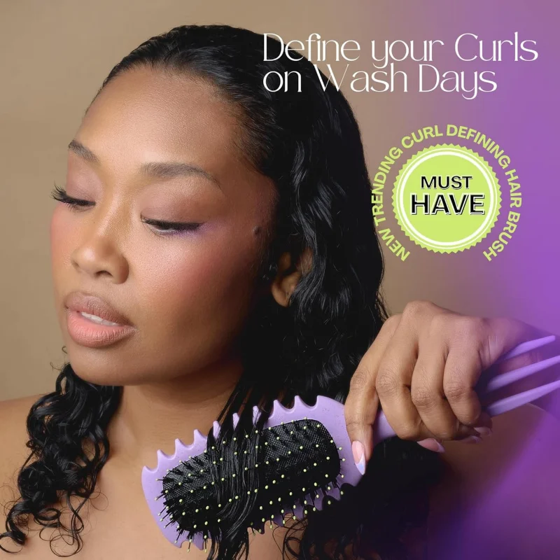 A Professional Curly Hair Styling Brush Designed Specifically for Curly Hair Stylists, Suitable for Curly and Wavy Hair, with A