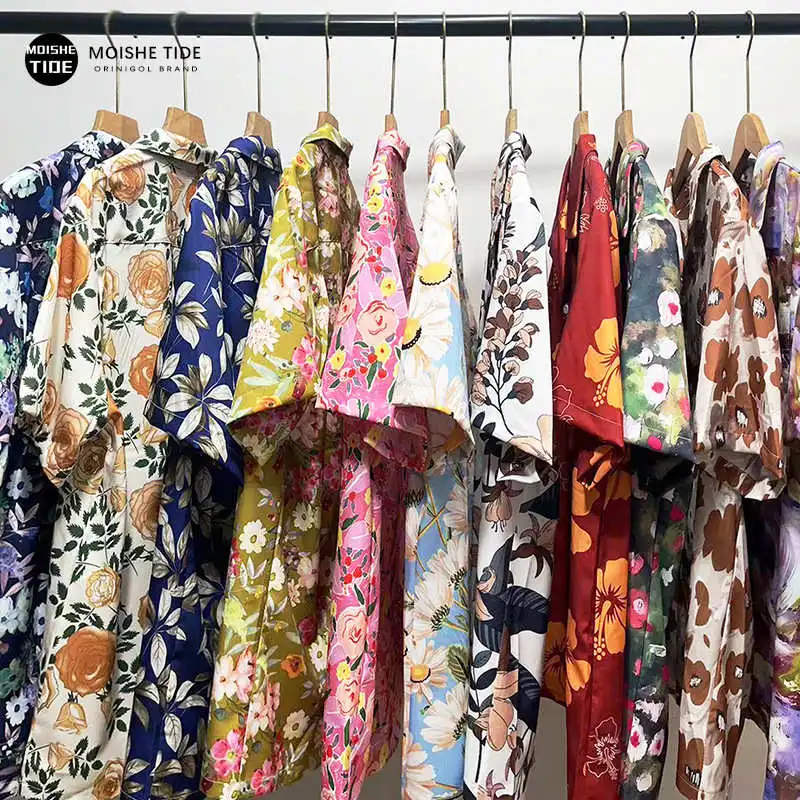 

Hawaiian Floral Loose ort Sve irt ex Polyester Cotton Blend Sun Protection Treaent Ice Sensation Summer Travel Wear