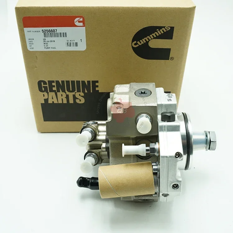 

Excavator Spare Parts 6754-71-1012 6754-71-1011 Fuel Pump for komatsu SAA6D107E-1