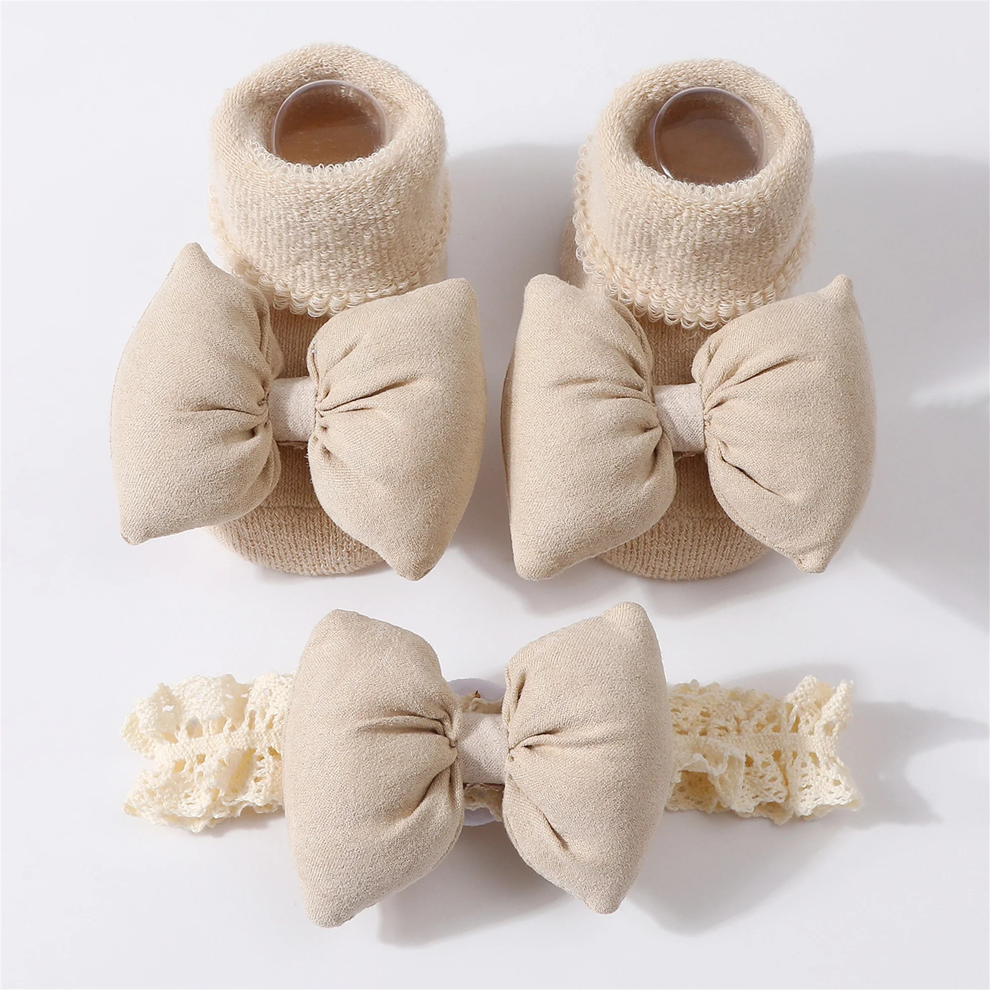 

Adorable Baby Girl Socks with Non-Slip Grippers and Matching Headband Set - Soft Cotton Ruffled Bow Design for Indoor Play