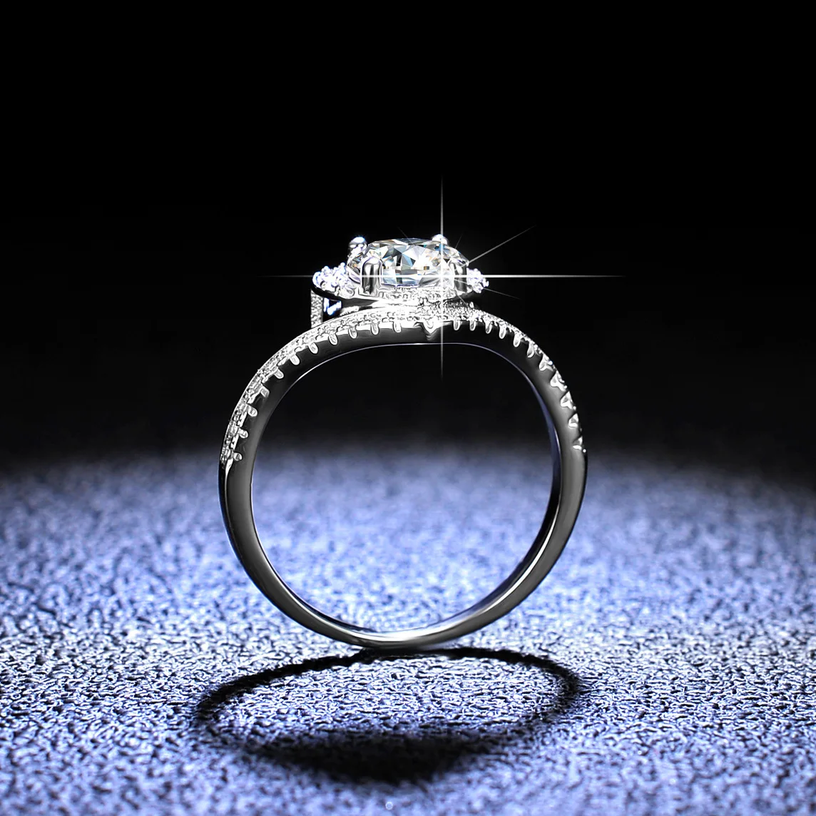 18k White Gold Platinum Moissanite Diamond Rings for Women Heart Hollow Ring Pt950 1 Carat Ring Wedding Fine Jewelry Gift