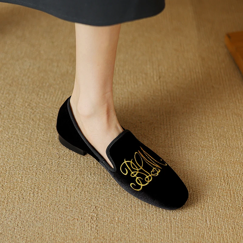 Women Flats Velvet Embroider Mules Round Toe Casual Flats For Spring Slip on Daily Loafers Ladies Cozy Casual Shoes