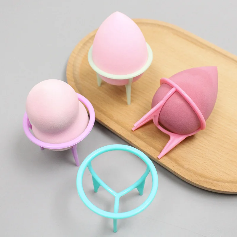 

1/3/5Pcs Makeup Sponge Cosmetic Puff Storage Stand Holder Shelf Makeup Egg Powder Puff Bracket Plastic Drying Rack Makeup Tools