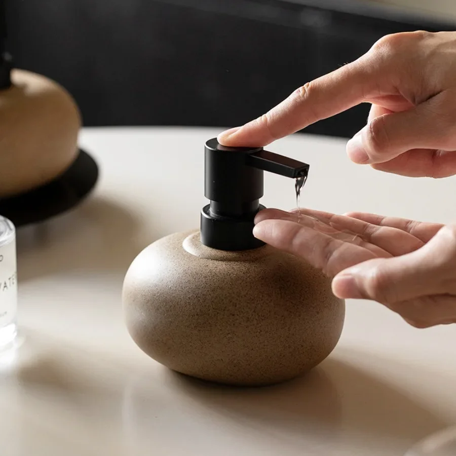 Nordic Ceramic Squeeze Soap Dispenser Bathroom Lotion Bottle for Shampoo Body Lotion Conditioner Bathroom Accessories Home Decor