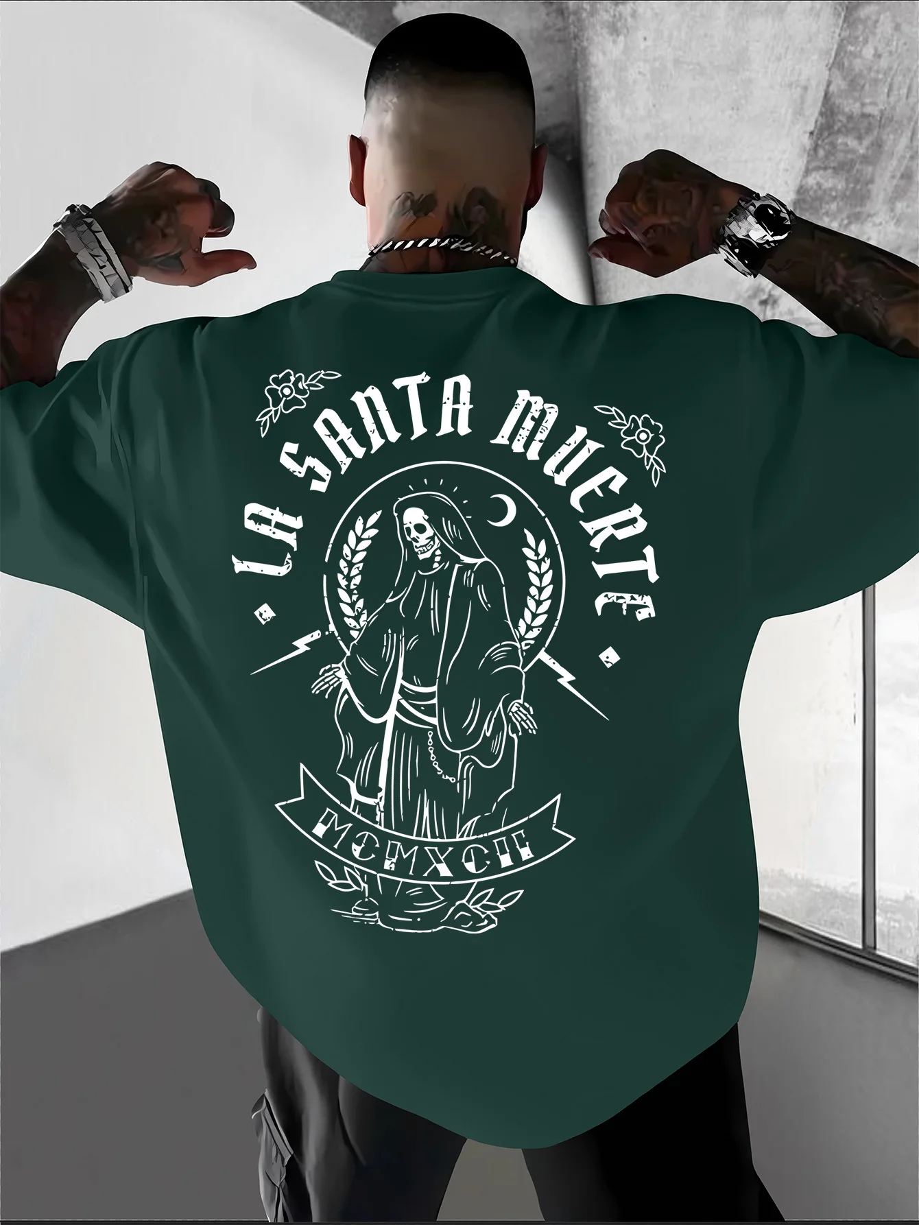 Einzigartiger Vintage Santa Muerte Line-Art-Druck auf atmungsaktivem, bequemem Herren-T-Shirt aus 100 % Baumwolle, ideal für Sommerabende. – Detail 7