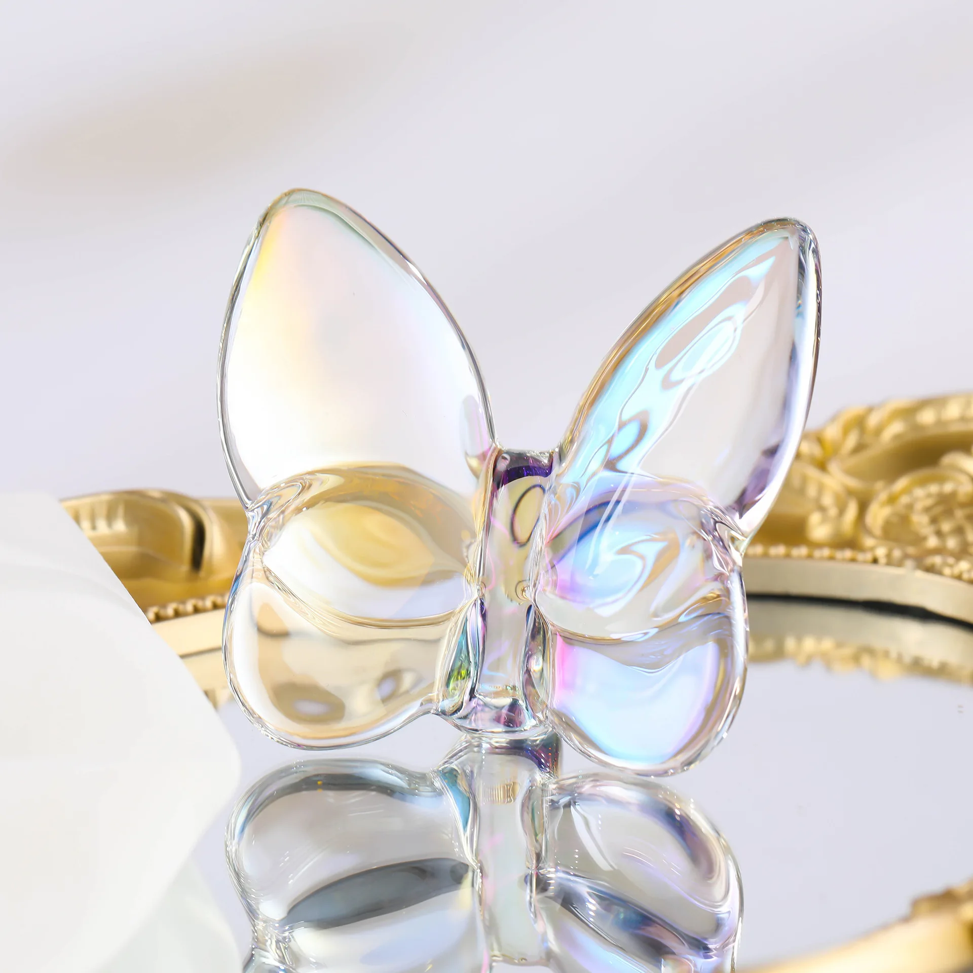 Creative Crystal Butterfly Tabletop Decoration Figurines Funny Gift Ornaments Living Room Sofa Beside Aesthetic Home Decor Craft