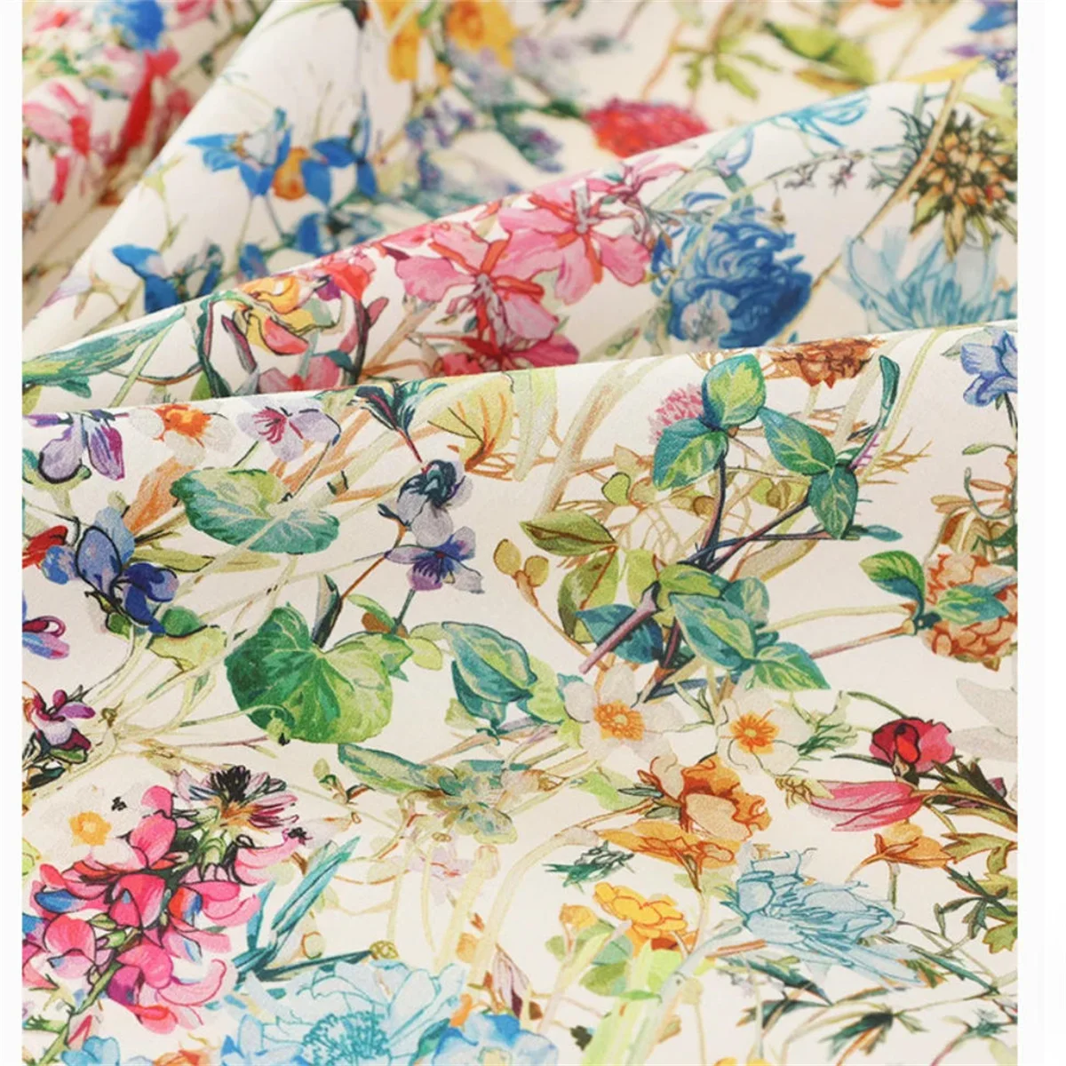 Flat printed fabric, made of 80 count dense long staple cotton fabric.