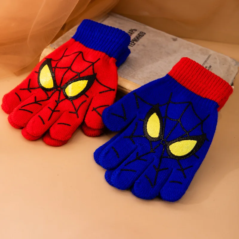 Disney gloves children\'s autumn and winter warmth five-finger knitted anime cartoon spiderman cool gift knitted gloves Christmas