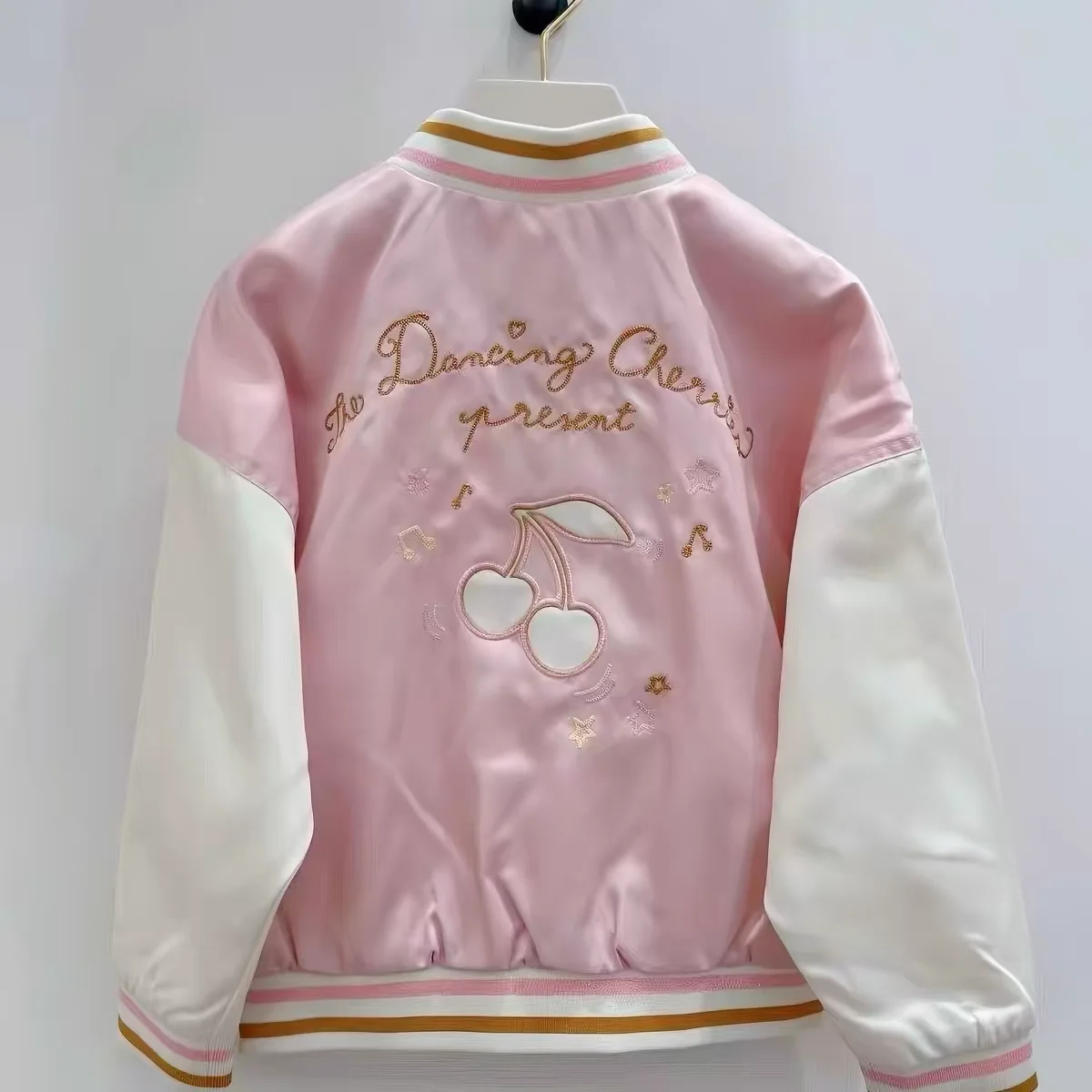 Girls Coat 2026 Winter New Pink Cherry Embroidery Fashion Baseball Uniform Jacket Cotton Printed White Girls Long Sleeve T-Shirt