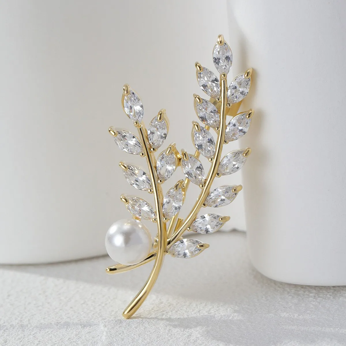 Creative Elegant Women Lady Wheat Rhinestone Pearl Badges Pins Fashoin Casual Party Banquet Jewelry Corsage Gift