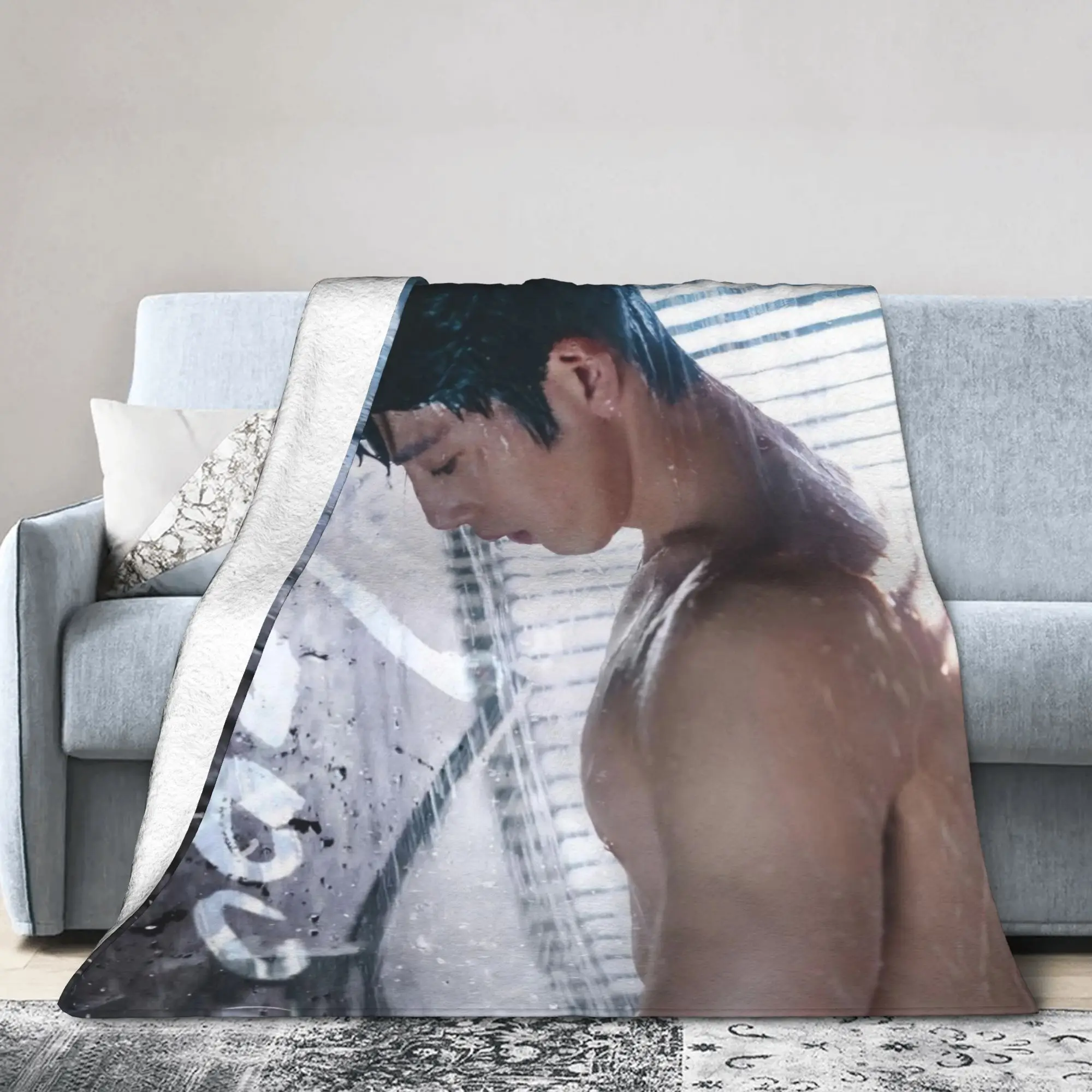 Early Spring Jing Boran Luan Nian Luke Blanket TV Flannel Warm Bedding Throw Blanket for Couch All Season Outdoor Thin