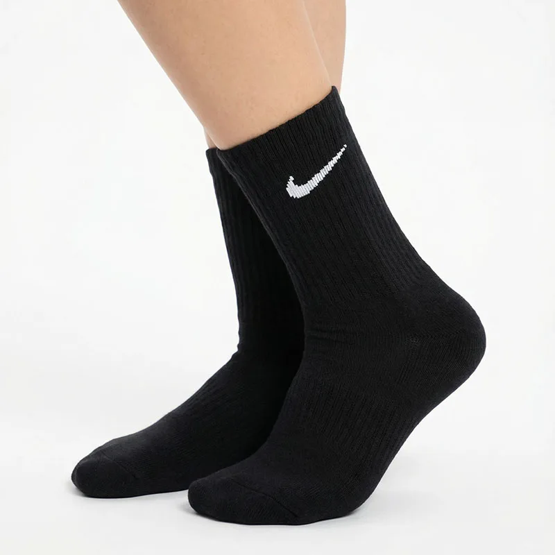 

Nike EVERYDAY CUSH QTR 3PR Удобные, универсальные, влагоотводящие, дышащие повседневные носки-полотенца SX7667-010
