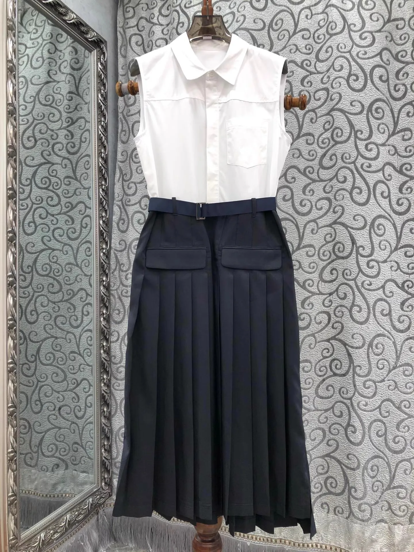 

100%Cotton Dress 2025 Summer Fashion Style Women Turn-down Collar Chest Pocket Patchwork Mid-Calf Length White Pleated Dress OL