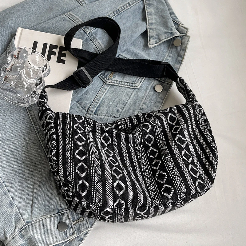 Umhängetaschen im Tribal-Stil, Schultertasche, faltbar, gestreiftes Muster, Flaggenmotiv, handwaschbar, Randbemaltes Futter – Detail 8